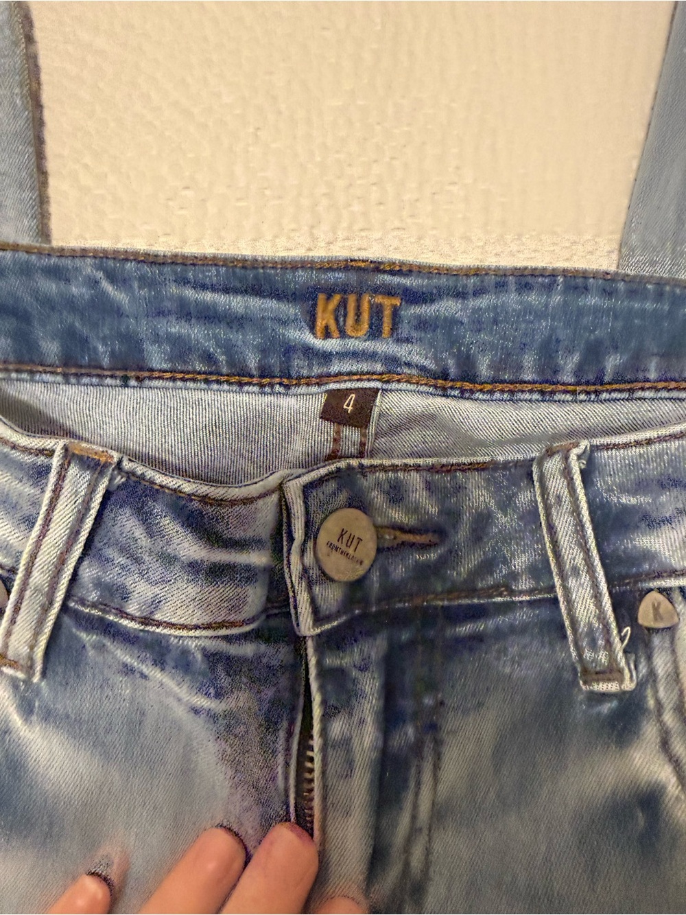 KUT Women’s Light Wash Distressed Jeans - Casual Straight Leg - Picture 5 of 7
